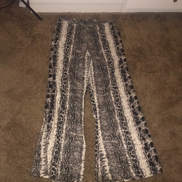 Boohoo Plus Pants - Plus size flare pants